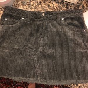 UO hunger green skirt